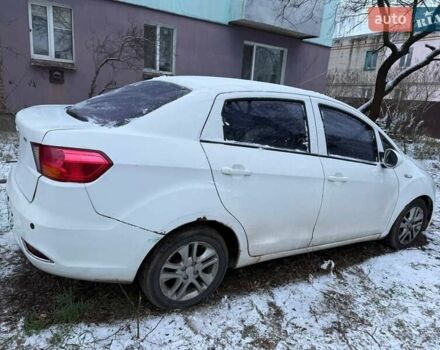 Білий Джилі ГЦ5, об'ємом двигуна 1.5 л та пробігом 84 тис. км за 3700 $, фото 4 на Automoto.ua