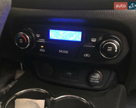 Джили ГЦ5 2014 в Киеве на Automoto.ua Синий Джили ГЦ5, объемом двигателя 1.5 л и пробегом 62 тыс. км за 5500 $, фото 16 на Automoto.ua