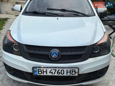 Белый Джили ГЦ6, объемом двигателя 1.5 л и пробегом 115 тыс. км за 4000 $, фото 1 на Automoto.ua