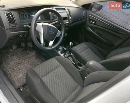 Белый Джили ГЦ7, объемом двигателя 1.5 л и пробегом 196 тыс. км за 3800 $, фото 6 на Automoto.ua