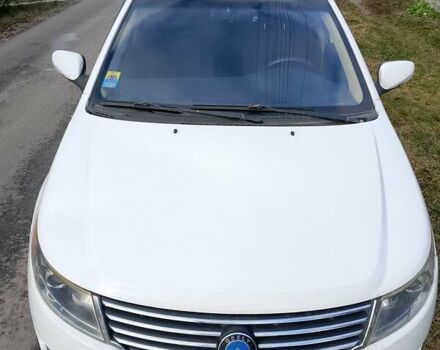 Белый Джили ГЦ7, объемом двигателя 1.5 л и пробегом 196 тыс. км за 3800 $, фото 4 на Automoto.ua