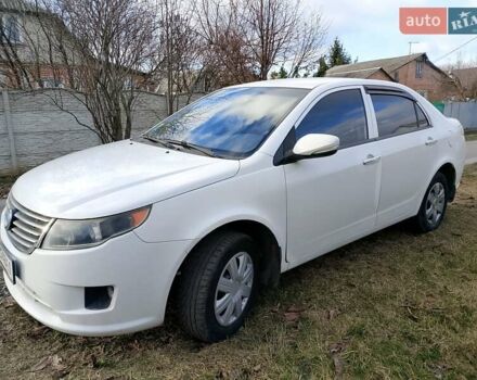 Белый Джили ГЦ7, объемом двигателя 1.5 л и пробегом 196 тыс. км за 3800 $, фото 3 на Automoto.ua