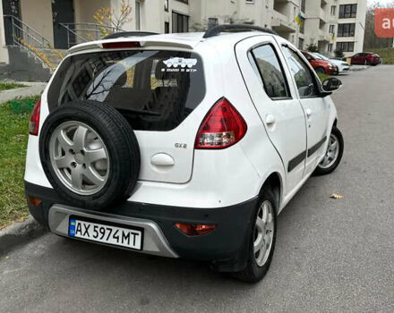 Білий Джилі ГХ2, об'ємом двигуна 1.34 л та пробігом 186 тис. км за 2800 $, фото 4 на Automoto.ua