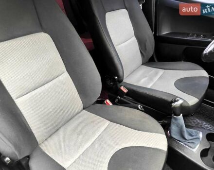 Білий Джилі ГХ2, об'ємом двигуна 1.34 л та пробігом 155 тис. км за 1990 $, фото 46 на Automoto.ua