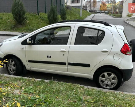 Білий Джилі ГХ2, об'ємом двигуна 1.34 л та пробігом 186 тис. км за 2800 $, фото 3 на Automoto.ua