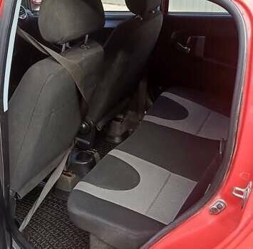 Червоний Джилі ГХ2, об'ємом двигуна 1.34 л та пробігом 74 тис. км за 2700 $, фото 12 на Automoto.ua