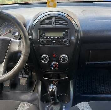 Червоний Джилі ГХ2, об'ємом двигуна 1.34 л та пробігом 74 тис. км за 2700 $, фото 15 на Automoto.ua