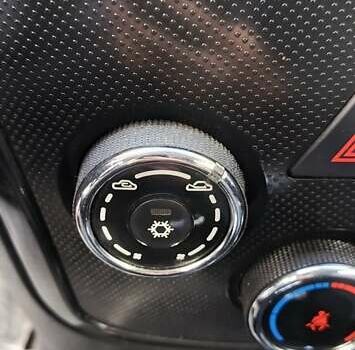 Червоний Джилі ГХ2, об'ємом двигуна 1.34 л та пробігом 74 тис. км за 2700 $, фото 19 на Automoto.ua