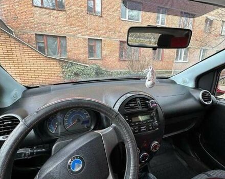 Красный Джили ГХ2, объемом двигателя 1.3 л и пробегом 52 тыс. км за 5000 $, фото 1 на Automoto.ua