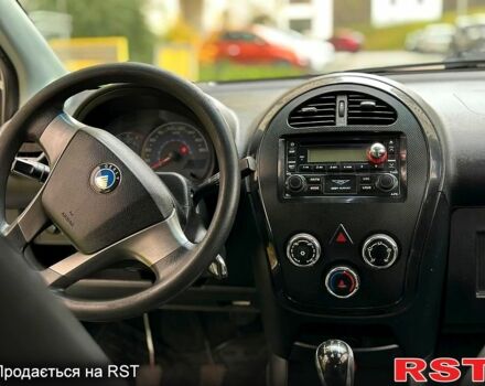 Белый Джили ГХ, объемом двигателя 1.3 л и пробегом 186 тыс. км за 2800 $, фото 8 на Automoto.ua