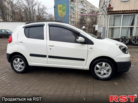 Джилі ЛЦ 2013 у Харкові на Automoto.ua Білий Джилі ЛЦ, об'ємом двигуна 13 л та пробігом 46 тис. км за 3500 $, фото 1 на Automoto.ua