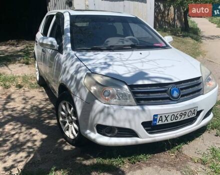 Белый Джили МК-2, объемом двигателя 1.5 л и пробегом 157 тыс. км за 2000 $, фото 1 на Automoto.ua
