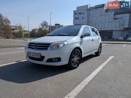 Джилі МК-2 2010 у Дніпро (Дніпропетровську) на Automoto.ua Білий Джилі МК-2, об'ємом двигуна 1.5 л та пробігом 202 тис. км за 2700 $, фото 1 на Automoto.ua