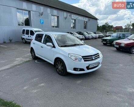 Белый Джили МК-2, объемом двигателя 1.5 л и пробегом 75 тыс. км за 3250 $, фото 1 на Automoto.ua