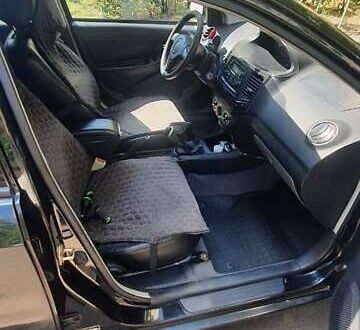 Чорний Джилі МК-2, об'ємом двигуна 1.5 л та пробігом 119 тис. км за 2000 $, фото 1 на Automoto.ua