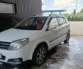 Белый Джили МК Кросс, объемом двигателя 1.5 л и пробегом 112 тыс. км за 3750 $, фото 1 на Automoto.ua