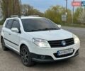 Білий Джилі МК Крос, об'ємом двигуна 1.5 л та пробігом 149 тис. км за 3200 $, фото 1 на Automoto.ua