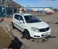 Белый Джили МК Кросс, объемом двигателя 1.5 л и пробегом 107 тыс. км за 3800 $, фото 7 на Automoto.ua