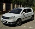 Білий Джилі МК Крос, об'ємом двигуна 1.5 л та пробігом 60 тис. км за 3504 $, фото 1 на Automoto.ua