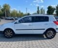Белый Джили МК Кросс, объемом двигателя 1.5 л и пробегом 60 тыс. км за 3800 $, фото 3 на Automoto.ua