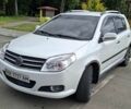 Белый Джили МК Кросс, объемом двигателя 1.5 л и пробегом 180 тыс. км за 3500 $, фото 1 на Automoto.ua