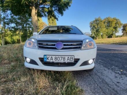 Джилі МК Крос 2013 у Лубнах на Automoto.ua Білий Джилі МК Крос, об'ємом двигуна 1.5 л та пробігом 170 тис. км за 2600 $, фото 1 на Automoto.ua