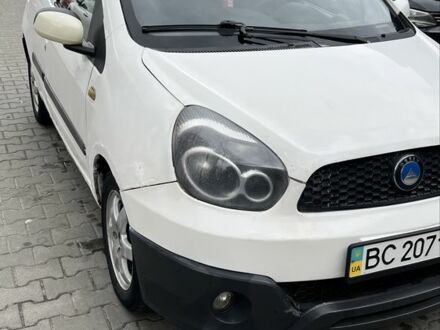Джили МК Кросс 2013 в Кривом Роге на Automoto.ua Белый Джили МК Кросс, объемом двигателя 1.3 л и пробегом 200 тыс. км за 2400 $, фото 1 на Automoto.ua