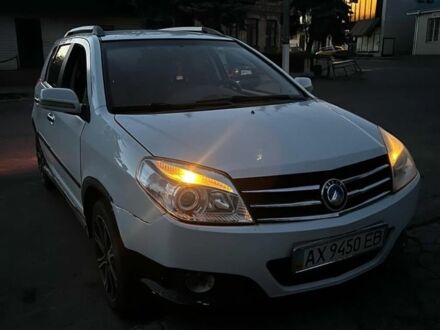 Джилі МК Крос 2013 у Кривом Озере на Automoto.ua Білий Джилі МК Крос, об'ємом двигуна 1.5 л та пробігом 124 тис. км за 1650 $, фото 1 на Automoto.ua