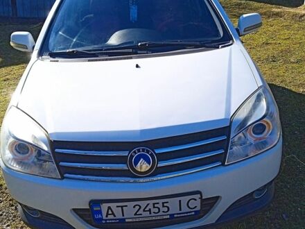 Білий Джилі МК Крос, об'ємом двигуна 1.5 л та пробігом 80 тис. км за 3300 $, фото 1 на Automoto.ua