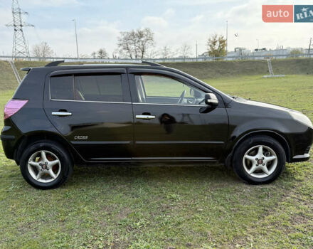 Чорний Джилі МК Крос, об'ємом двигуна 1.5 л та пробігом 225 тис. км за 3500 $, фото 5 на Automoto.ua