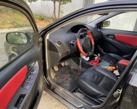 Джили МК Кросс 2012 в Павлограде на Automoto.ua Черный Джили МК Кросс, объемом двигателя 1.5 л и пробегом 1000 тыс. км за 3200 $, фото 6 на Automoto.ua