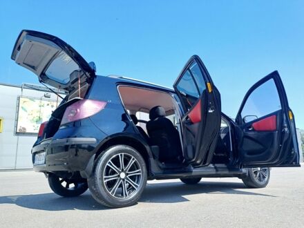 Черный Джили МК Кросс, объемом двигателя 1.5 л и пробегом 142 тыс. км за 4200 $, фото 1 на Automoto.ua