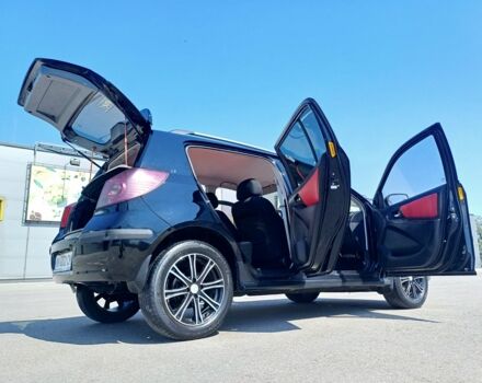 Черный Джили МК Кросс, объемом двигателя 1.5 л и пробегом 142 тыс. км за 4200 $, фото 1 на Automoto.ua