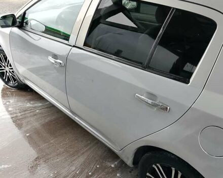 Джили МК Кросс, объемом двигателя 1.5 л и пробегом 291 тыс. км за 2000 $, фото 2 на Automoto.ua