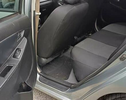 Серый Джили МК Кросс, объемом двигателя 1.5 л и пробегом 90 тыс. км за 2900 $, фото 10 на Automoto.ua