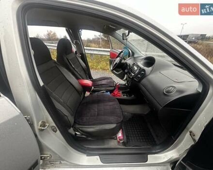 Сірий Джилі МК Крос, об'ємом двигуна 1.5 л та пробігом 150 тис. км за 3250 $, фото 22 на Automoto.ua