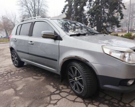 Сірий Джилі МК Крос, об'ємом двигуна 1.5 л та пробігом 101 тис. км за 3700 $, фото 1 на Automoto.ua