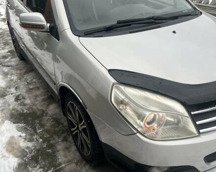 Серый Джили МК Кросс, объемом двигателя 1.5 л и пробегом 161 тыс. км за 3000 $, фото 1 на Automoto.ua