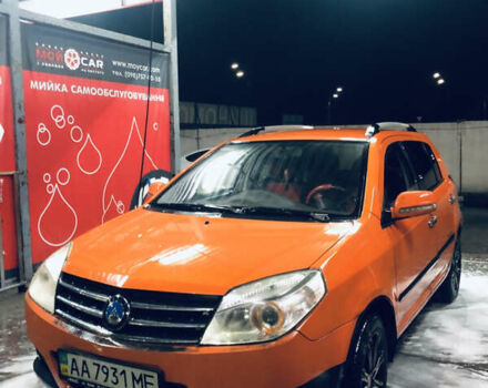 Помаранчевий Джилі МК Крос, об'ємом двигуна 1.5 л та пробігом 180 тис. км за 1900 $, фото 1 на Automoto.ua