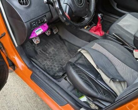 Оранжевый Джили МК Кросс, объемом двигателя 1.5 л и пробегом 96 тыс. км за 4000 $, фото 3 на Automoto.ua