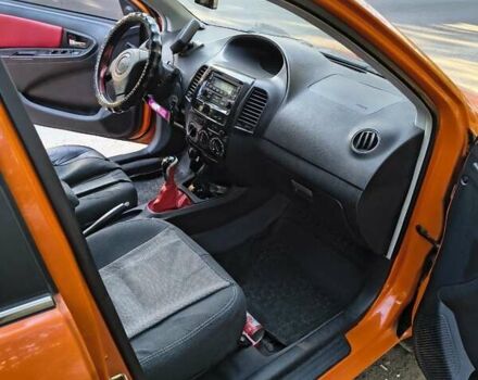 Оранжевый Джили МК Кросс, объемом двигателя 1.5 л и пробегом 96 тыс. км за 4000 $, фото 4 на Automoto.ua