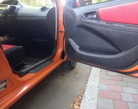 Оранжевый Джили МК Кросс, объемом двигателя 1.5 л и пробегом 85 тыс. км за 4000 $, фото 6 на Automoto.ua