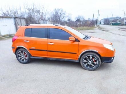 Джили МК Кросс 2013 в Изяслве на Automoto.ua Оранжевый Джили МК Кросс, объемом двигателя 1.5 л и пробегом 110 тыс. км за 3700 $, фото 1 на Automoto.ua