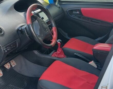 Белый Джили МК, объемом двигателя 1.5 л и пробегом 152 тыс. км за 3400 $, фото 4 на Automoto.ua