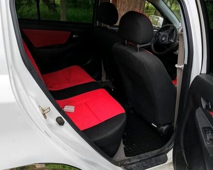 Белый Джили МК, объемом двигателя 1.5 л и пробегом 115 тыс. км за 3800 $, фото 4 на Automoto.ua