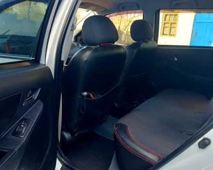 Белый Джили МК, объемом двигателя 1.5 л и пробегом 117 тыс. км за 3800 $, фото 12 на Automoto.ua