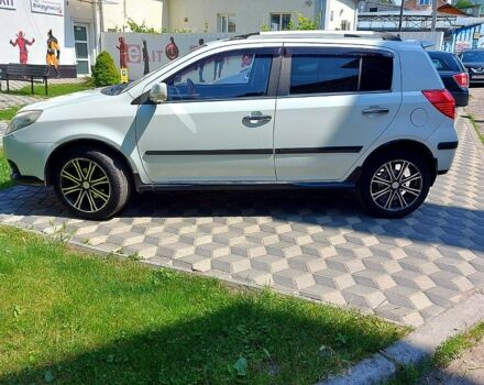 Белый Джили МК, объемом двигателя 1.5 л и пробегом 117 тыс. км за 3800 $, фото 4 на Automoto.ua