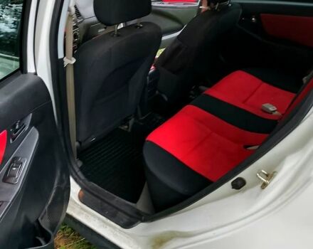 Белый Джили МК, объемом двигателя 1.5 л и пробегом 115 тыс. км за 3800 $, фото 3 на Automoto.ua