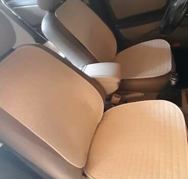 Белый Джили МК, объемом двигателя 1.59 л и пробегом 95 тыс. км за 2600 $, фото 7 на Automoto.ua