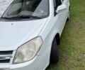 Белый Джили МК, объемом двигателя 1.6 л и пробегом 200 тыс. км за 3100 $, фото 1 на Automoto.ua